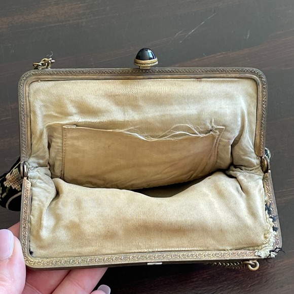 Vintage Needlepoint Floral Petit Point Evening Bag Black Brass Frame Chain Strap - Picture 6 of 9